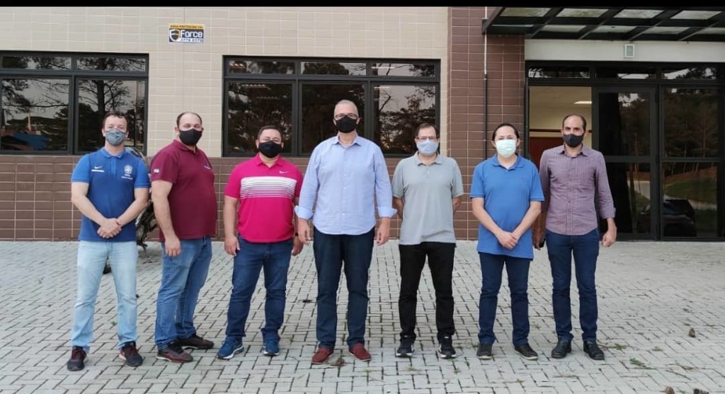 Visita a Universidade Federal do Paraná